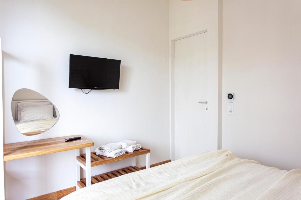 Alex & Sofi Hotel Himare Bagian luar foto