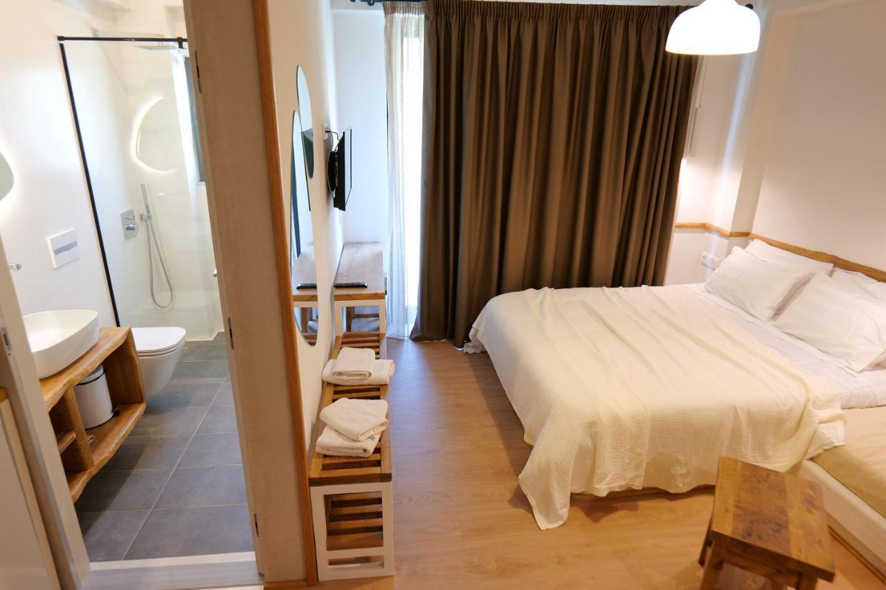 Alex & Sofi Hotel Himare Bagian luar foto