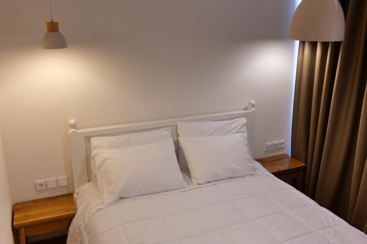 Alex & Sofi Hotel Himare Bagian luar foto
