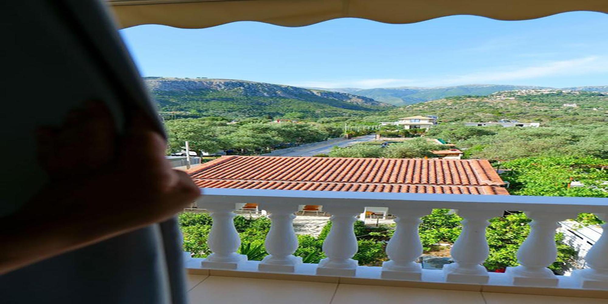 Alex & Sofi Hotel Himare Bagian luar foto